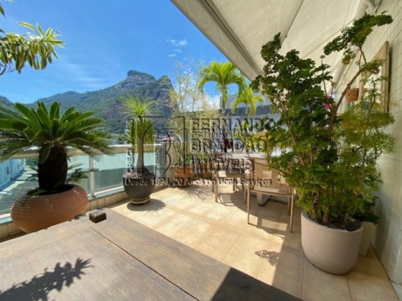 Imagem Imóvel com 3 Quartos à Venda, 220 m² em Barra Da Tijuca - Rio De Janeiro Imagem Imóvel com 3 Quartos à Venda, 220 m² em Barra Da Tijuca - Rio De Janeiro