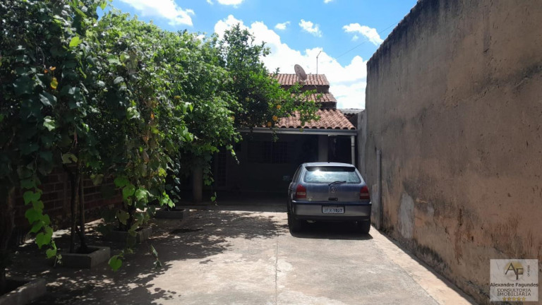 Imagem Casa com 3 Quartos à Venda, 324 m² em Vila Brasília - Aparecida De Goiânia Imagem Casa com 3 Quartos à Venda, 324 m² em Vila Brasília - Aparecida De Goiânia
