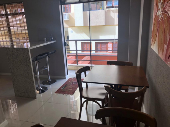 Sala Comercial à Venda, 43 m² em Menino Deus - Porto Alegre