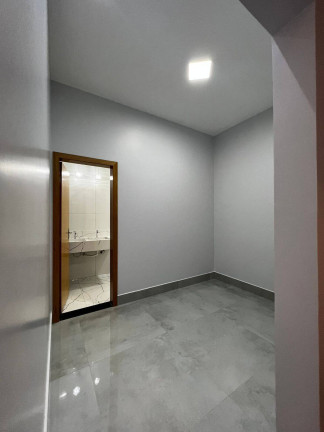 Imagem Casa com 3 Quartos à Venda, 360 m² em Vila Bela - Anápolis