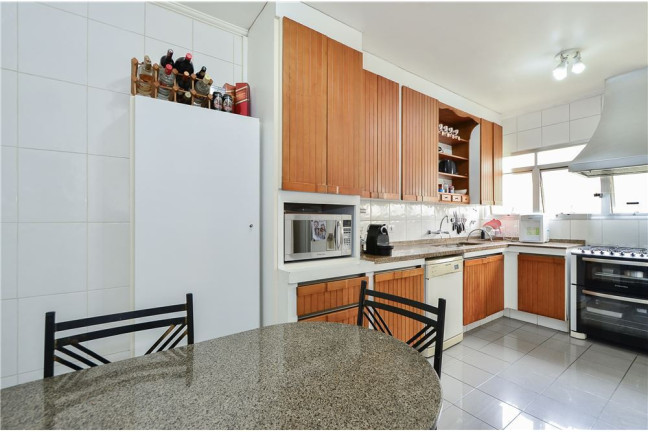 Imagem Apartamento com 2 Quartos à Venda, 146 m² em Panamby - São Paulo