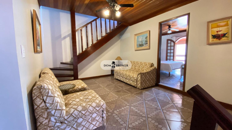 Imagem Casa com 5 Quartos à Venda, 267 m² em Praia Dos Anjos - Arraial Do Cabo