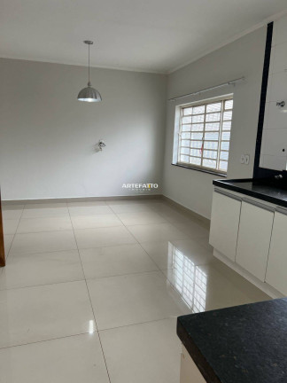 Imagem Casa com 3 Quartos à Venda, 308 m²