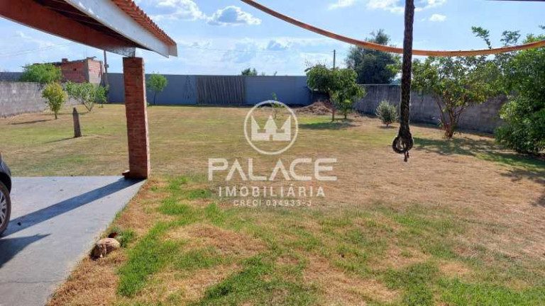 Chácara com 2 Quartos à Venda, 1.200 m² em Centro - Laranjal Paulista