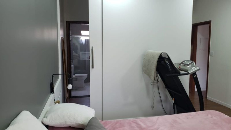 Imagem Casa com 5 Quartos à Venda, 210 m² em São José Operário - Manaus