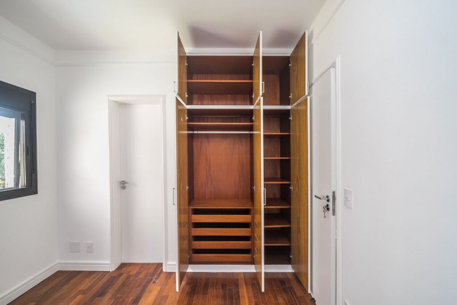 Imagem Imóvel com 4 Quartos à Venda, 172 m² em Campo Belo - São Paulo Imagem Imóvel com 4 Quartos à Venda, 172 m² em Campo Belo - São Paulo