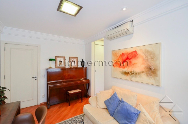 Imagem Apartamento com 4 Quartos à Venda, 633 m² em Moema - São Paulo Imagem Apartamento com 4 Quartos à Venda, 633 m² em Moema - São Paulo