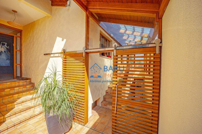 Imagem Casa com 4 Quartos à Venda, 500 m² em Sumaré - São Paulo Imagem Casa com 4 Quartos à Venda, 500 m² em Sumaré - São Paulo