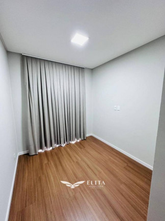Imagem Sobrado com 3 Quartos à Venda, 144 m² em Armação - Penha