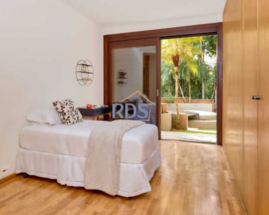 Imagem Imóvel com 5 Quartos à Venda, 1.300 m² em Chácara Flora - São Paulo