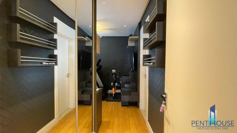 Imagem Apartamento com 3 Quartos à Venda, 130 m² em Centro - Balneário Camboriú Imagem Apartamento com 3 Quartos à Venda, 130 m² em Centro - Balneário Camboriú