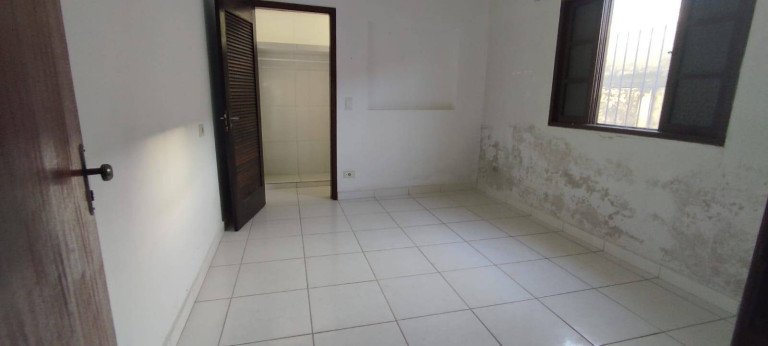 Imagem Casa com 4 Quartos à Venda, 300 m² em Parque Turistico - Peruíbe Imagem Casa com 4 Quartos à Venda, 300 m² em Parque Turistico - Peruíbe