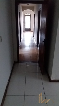 Imagem Casa com 3 Quartos à Venda, 360 m² em São João Batista (venda Nova) - Belo Horizonte Imagem Casa com 3 Quartos à Venda, 360 m² em São João Batista (venda Nova) - Belo Horizonte