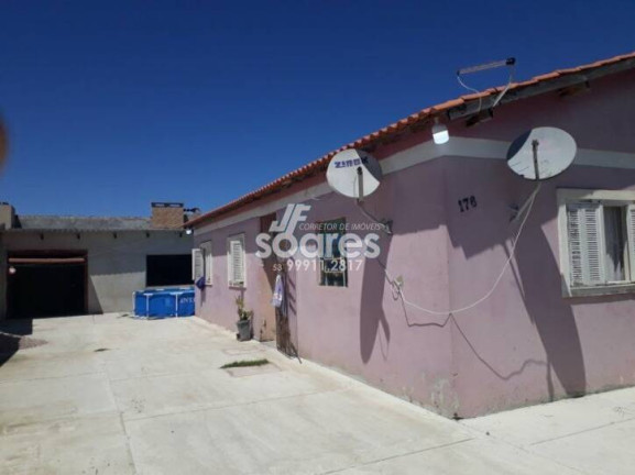 Imagem Casa com 2 Quartos à Venda, 104 m² em Três Vendas - Pelotas Imagem Casa com 2 Quartos à Venda, 104 m² em Três Vendas - Pelotas