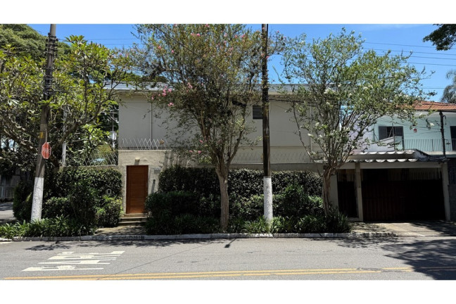 Casa com 4 Quartos à Venda, 185 m² em Campo Belo - São Paulo