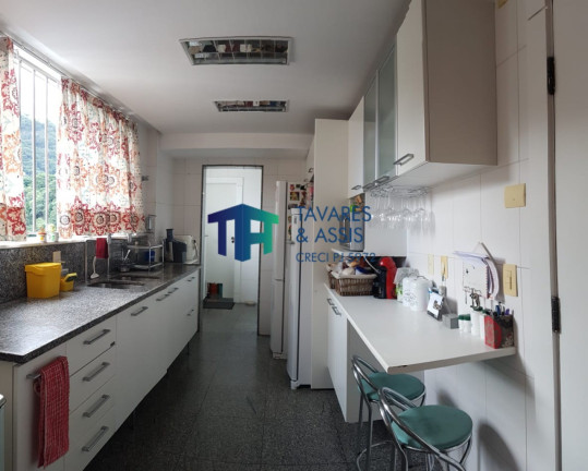 Imagem Imóvel com 4 Quartos à Venda, 261 m² em São Mateus - Juiz De Fora Imagem Imóvel com 4 Quartos à Venda, 261 m² em São Mateus - Juiz De Fora