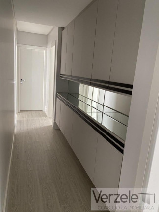Imagem Apartamento com 4 Quartos à Venda, 237 m² em Barra Sul - Balneário Camboriú Imagem Apartamento com 4 Quartos à Venda, 237 m² em Barra Sul - Balneário Camboriú