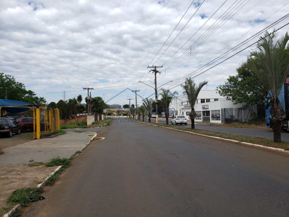 Imagem Imóvel Comercial à Venda, 1.470 m² em Jardim Europa - Pirassununga Imagem Imóvel Comercial à Venda, 1.470 m² em Jardim Europa - Pirassununga