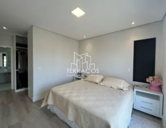 Imagem Imóvel com 3 Quartos à Venda, 260 m² em Engordadouro - Jundiaí Imagem Imóvel com 3 Quartos à Venda, 260 m² em Engordadouro - Jundiaí
