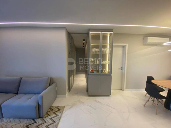 Imagem Apartamento com 3 Quartos à Venda, 111 m² em Canto - Florianópolis Imagem Apartamento com 3 Quartos à Venda, 111 m² em Canto - Florianópolis