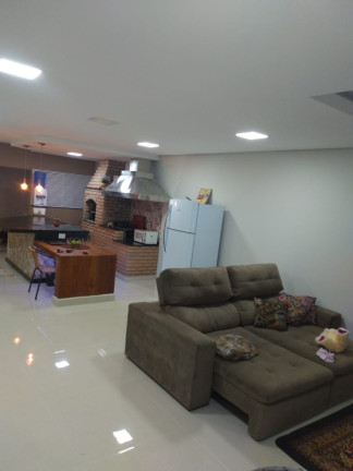 Imagem Casa com 3 Quartos à Venda, 250 m² em Agudos Imagem Casa com 3 Quartos à Venda, 250 m² em Agudos