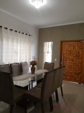 Imagem Casa com 4 Quartos à Venda, 230 m² em Piracangaguá - Taubaté