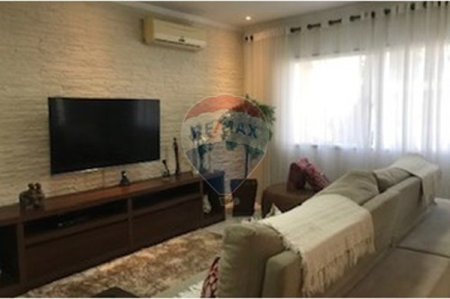 Imagem Casa de Condomínio com 5 Quartos à Venda, 315 m² em Taquara - Rio De Janeiro