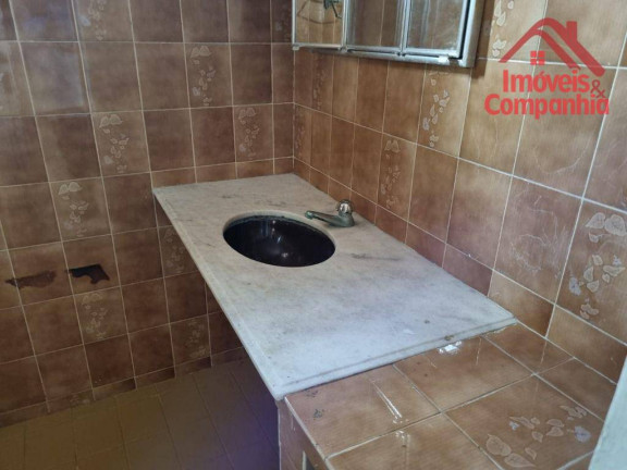 Imagem Casa com 4 Quartos à Venda, 280 m² em Fátima - Fortaleza