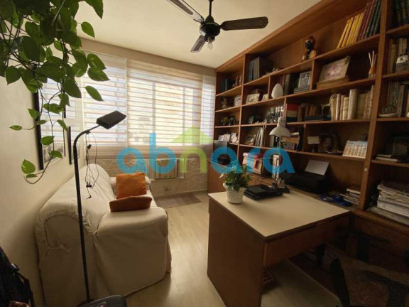 Imagem Cobertura com 4 Quartos à Venda, 230 m² em Copacabana - Rio De Janeiro Imagem Cobertura com 4 Quartos à Venda, 230 m² em Copacabana - Rio De Janeiro