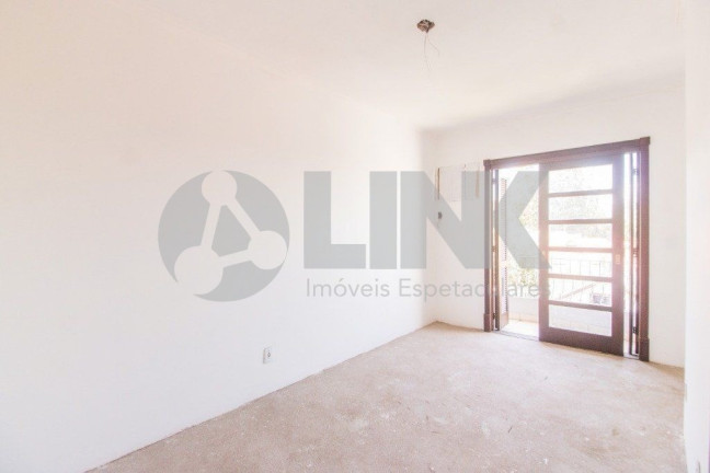 Imagem Casa com 3 Quartos à Venda, 297 m² em Jardim Itu - Porto Alegre Imagem Casa com 3 Quartos à Venda, 297 m² em Jardim Itu - Porto Alegre