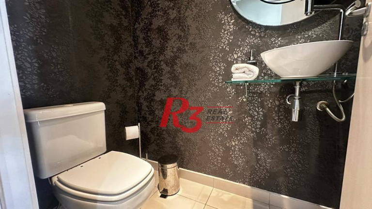 Imagem Apartamento com 3 Quartos à Venda, 181 m² em Gonzaga - Santos