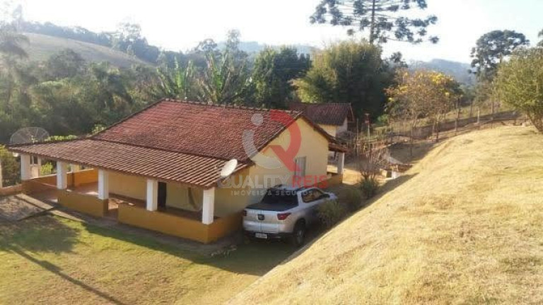 Imagem Imóvel com 6 Quartos à Venda, 250 m² em Centro - Pedra Bela