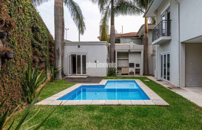 Imagem Casa com 3 Quartos à Venda, 360 m² em Jardim Paulista - São Paulo Imagem Casa com 3 Quartos à Venda, 360 m² em Jardim Paulista - São Paulo