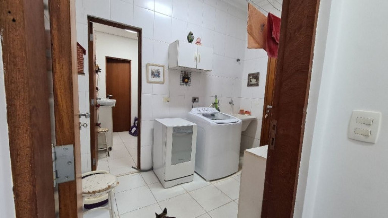 Imagem Casa com 3 Quartos à Venda, 250 m² em Chácara Das Paineiras - Carapicuíba Imagem Casa com 3 Quartos à Venda, 250 m² em Chácara Das Paineiras - Carapicuíba