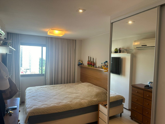 Imagem Imóvel com 2 Quartos à Venda, 85 m² em Icaraí - Niterói Imagem Imóvel com 2 Quartos à Venda, 85 m² em Icaraí - Niterói