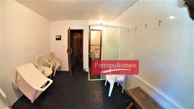 Imagem Casa com 3 Quartos à Venda,  em São Sebastião - Petrópolis