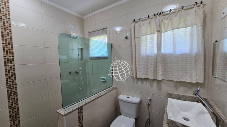 Imagem Casa com 3 Quartos à Venda, 202 m² em Condomínio Santa Fé - Piracaia
