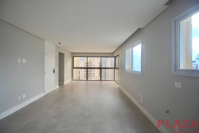 Imagem Apartamento com 3 Quartos à Venda, 118 m² em Centro - Balneário Camboriú