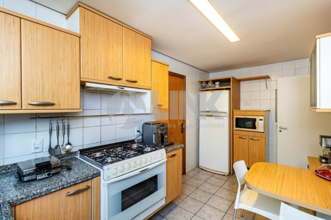 Imagem Apartamento com 3 Quartos à Venda, 162 m² em Moinhos De Vento - Porto Alegre