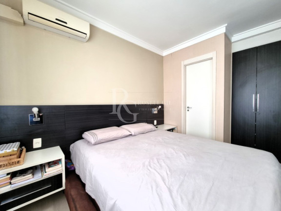 Imagem Apartamento com 3 Quartos à Venda, 74 m² em Vila Ipiranga - Porto Alegre Imagem Apartamento com 3 Quartos à Venda, 74 m² em Vila Ipiranga - Porto Alegre