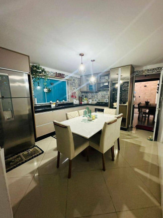 Imagem Sobrado com 3 Quartos à Venda, 200 m² em Jardim Jovaia - Guarulhos Imagem Sobrado com 3 Quartos à Venda, 200 m² em Jardim Jovaia - Guarulhos