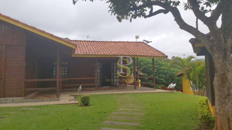 Imagem Chácara com 6 Quartos à Venda, 500 m² em Parque Náutico - Piracaia Imagem Chácara com 6 Quartos à Venda, 500 m² em Parque Náutico - Piracaia