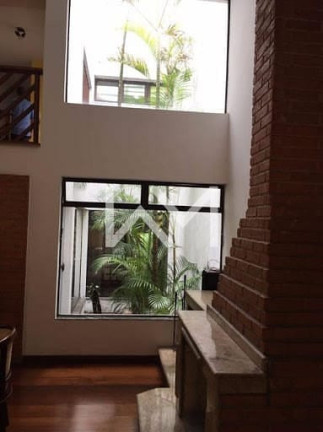 Imagem Sobrado com 3 Quartos à Venda, 300 m² em Jardim Maia - Guarulhos Imagem Sobrado com 3 Quartos à Venda, 300 m² em Jardim Maia - Guarulhos