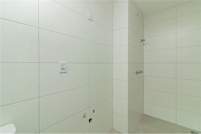 Imagem Imóvel com 3 Quartos à Venda, em Menino Deus - Porto Alegre Imagem Imóvel com 3 Quartos à Venda, em Menino Deus - Porto Alegre