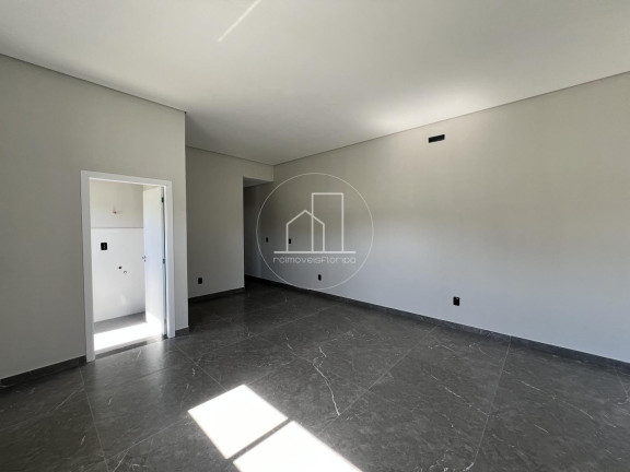 Imagem Casa com 2 Quartos à Venda, 199 m² em São João Do Rio Vermelho - Florianópolis Imagem Casa com 2 Quartos à Venda, 199 m² em São João Do Rio Vermelho - Florianópolis