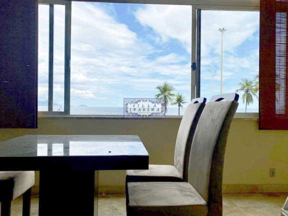 Foto do imóvel Apartamento com 4 Quartos à Venda, 260 m² em Copacabana - Rio De Janeiro
