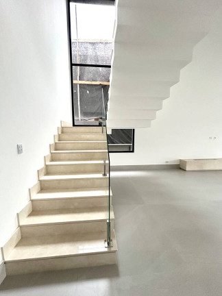 Imagem Casa com 5 Quartos à Venda, 439 m² em Alphaville - Santana De Parnaíba Imagem Casa com 5 Quartos à Venda, 439 m² em Alphaville - Santana De Parnaíba