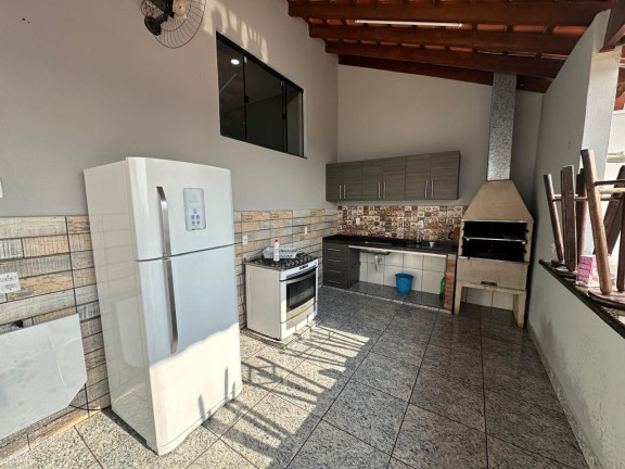 Imagem Chácara com 2 Quartos à Venda, 300 m² em Jardim Novo Horizonte - Tatuí Imagem Chácara com 2 Quartos à Venda, 300 m² em Jardim Novo Horizonte - Tatuí