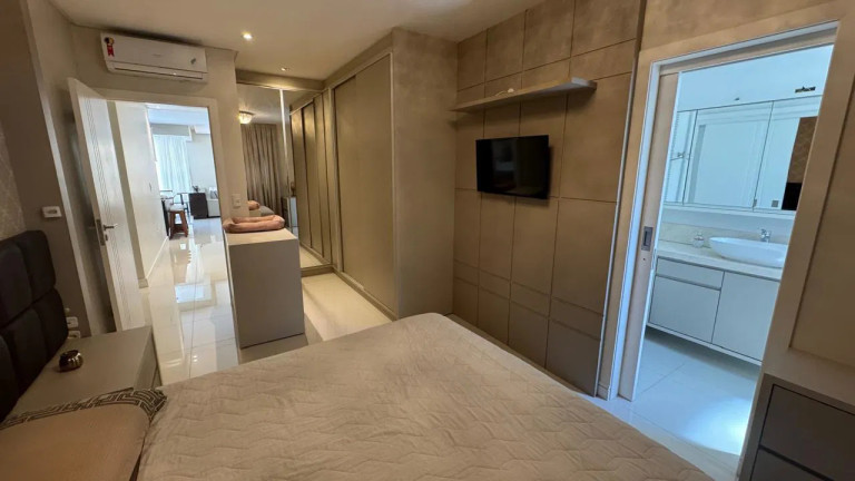 Imagem Apartamento com 3 Quartos à Venda, 122 m² em Meia Praia - Itapema