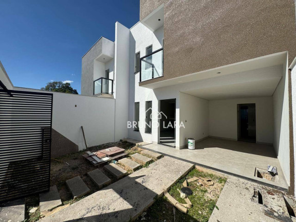 Imagem Casa com 3 Quartos à Venda, 120 m² em Guaruja Mansões - Betim Imagem Casa com 3 Quartos à Venda, 120 m² em Guaruja Mansões - Betim